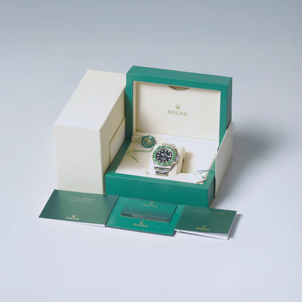 Submariner Starbucks